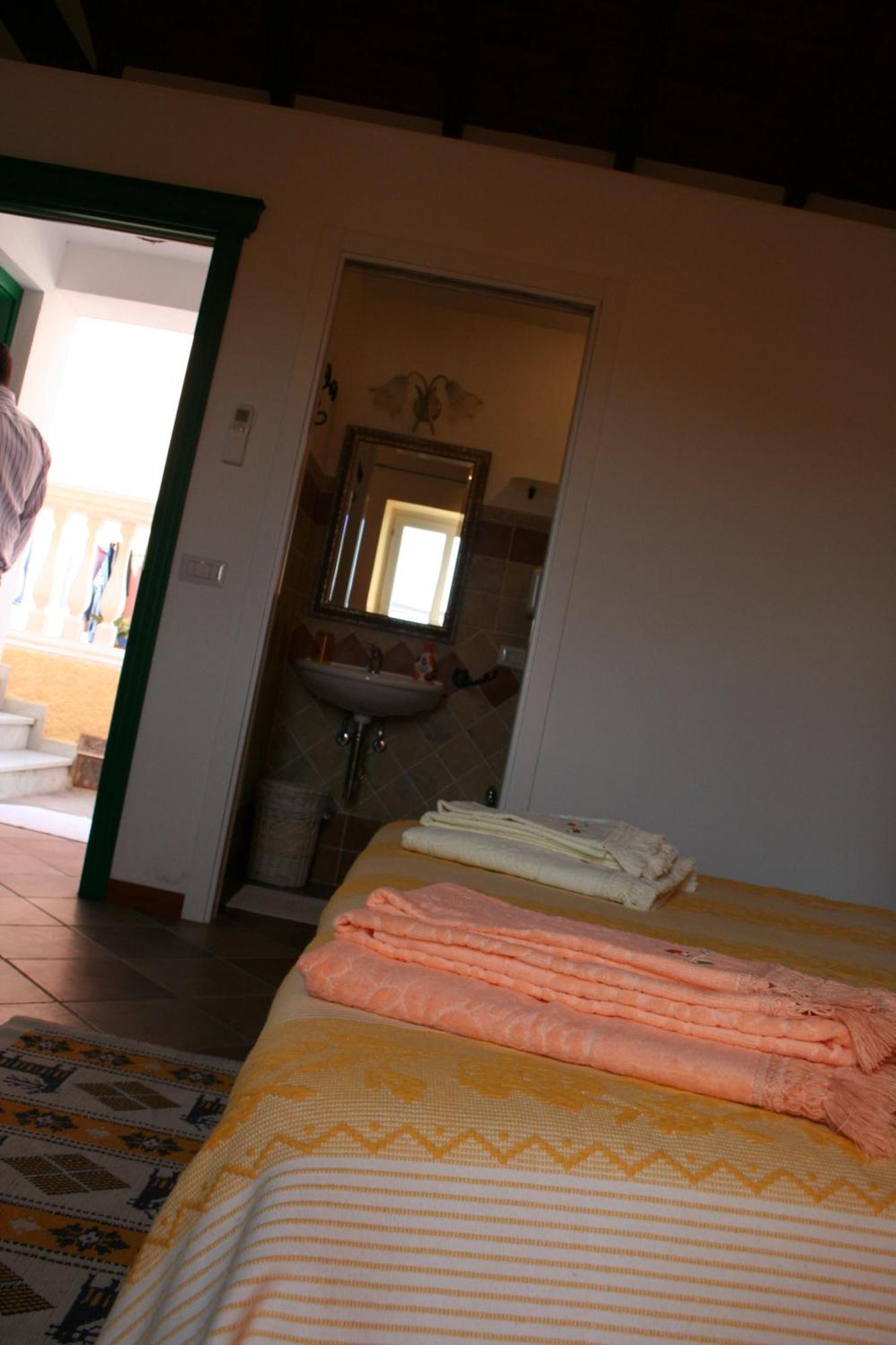 B&B Guest House Il Porto Vecchio Stintino Cameră foto